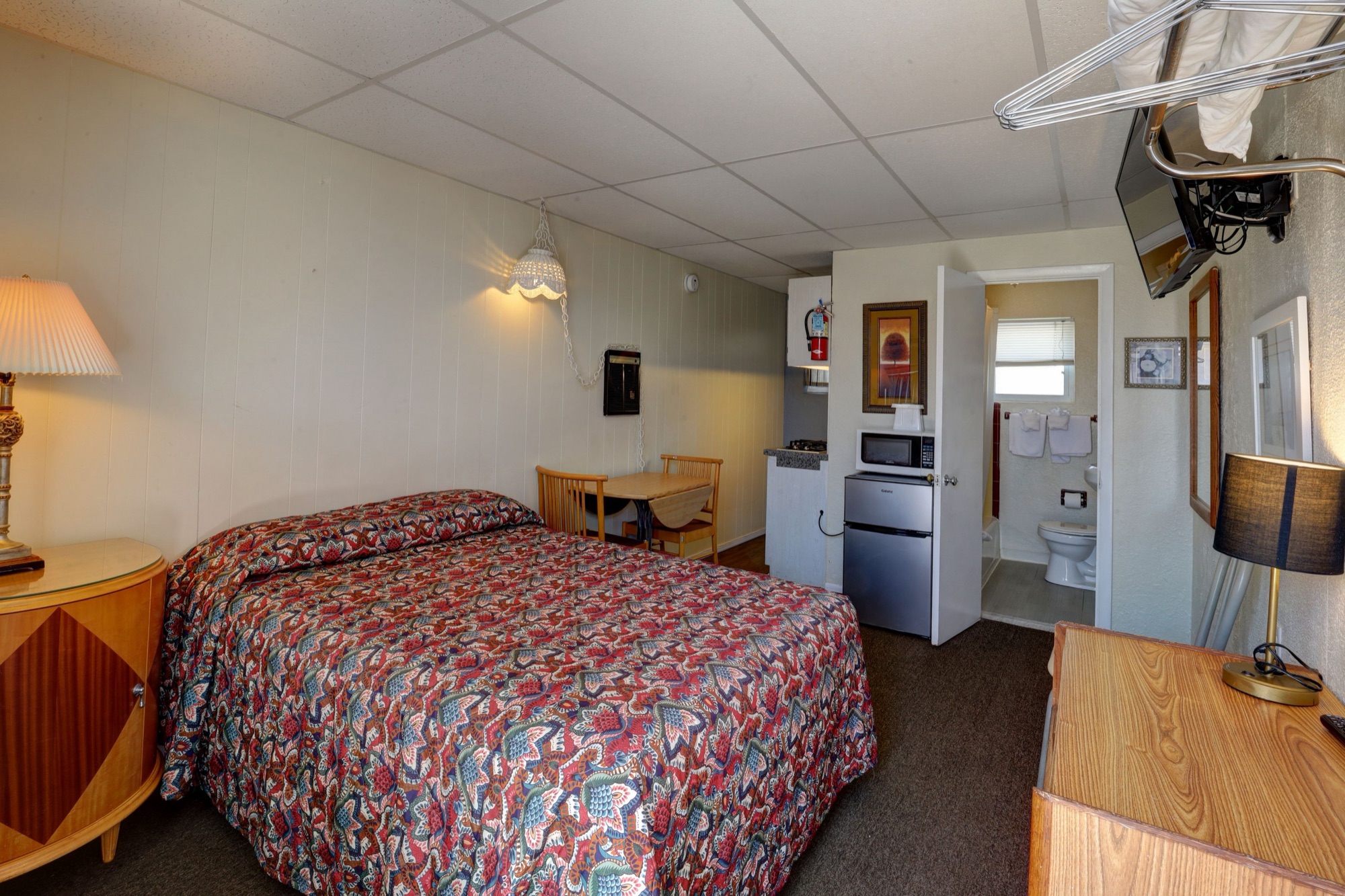 Type B breezeway efficiency with one double bed